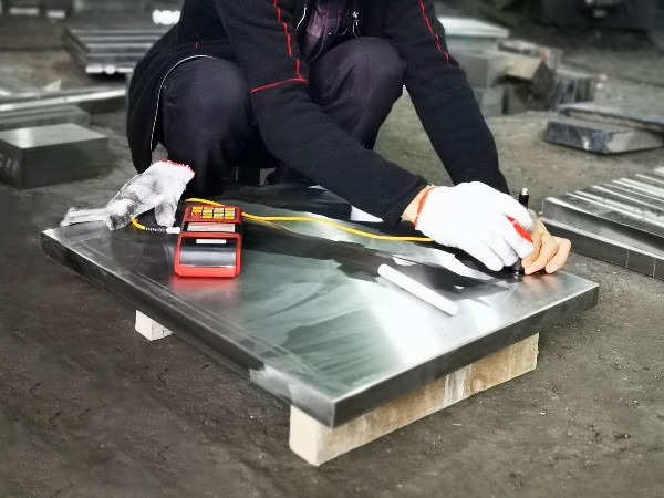 嚴格的客戶才能成就更好的品質--隆實模具鋼材